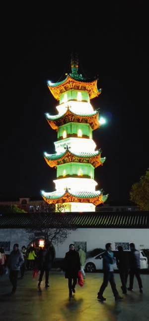 庆善寺塔夜景